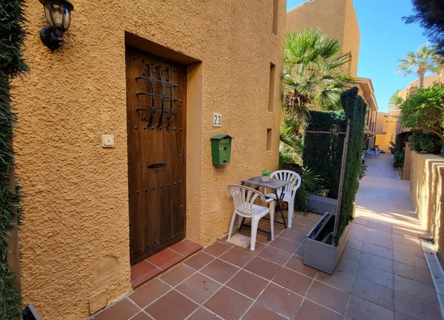 Beach Bungalow Port,Free Parking Estepona Apartment