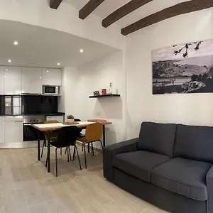 https://piso-reformado-en-el-casco-antiguo-de-tarragona.catalonia-hotels.com