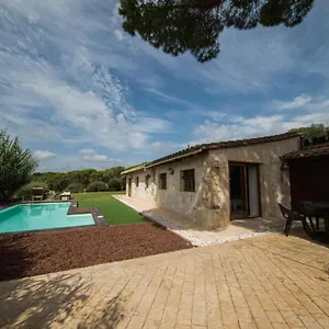 https://the-calm-house.topcostabravahotels.com