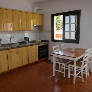 https://casa-del-cubano-a.in-canary-islands.com